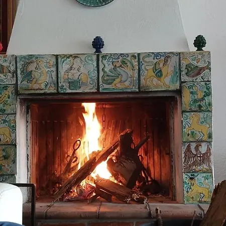 Malatrama Con Piscina Villa