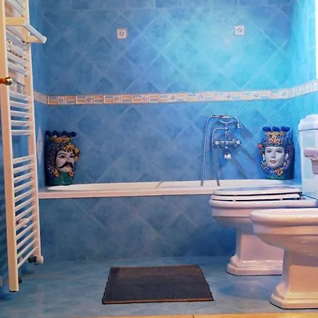 Villa Malatrama Con Piscina *